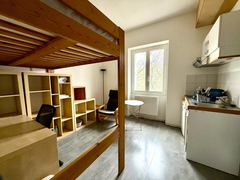 Appartement - 15 m² - 1 pièce