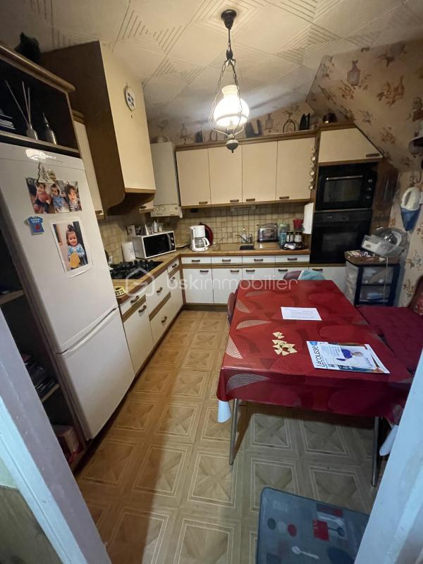 Maison traditionnelle - 98 m² - 5 pièces