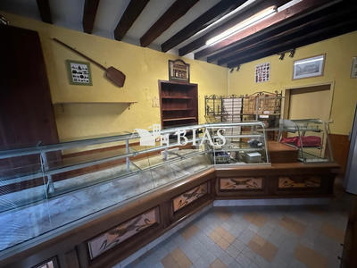 Fonds de commerce - 130 m²