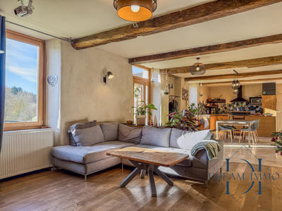 Maison - 217 m² - 6 pièces