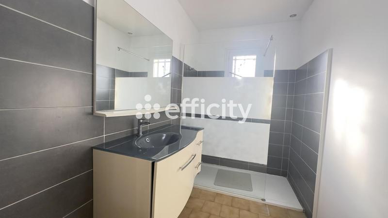 Villa - 82 m² - 5 pièces