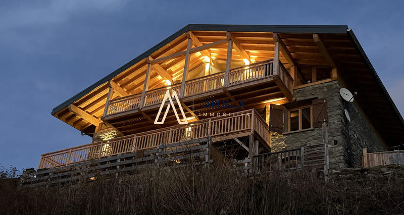 Châlet - 228 m² - 11 pièces