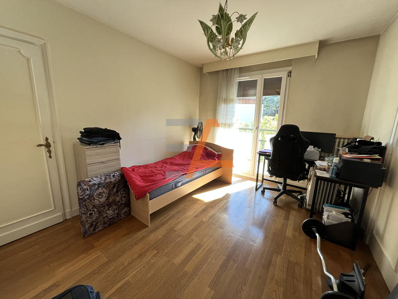 Appartement - 106 m² - 5 pièces