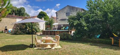 Maison ancienne - 309 m² - 13 pièces