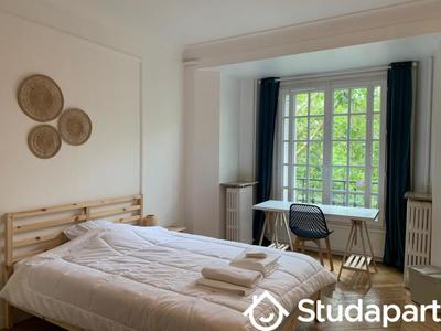 Chambre - 11 m² - 1 pièce