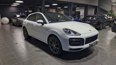 Porsche Cayenne Coupé 3.0 V6 E-Hybrid Platinum Edition Auto