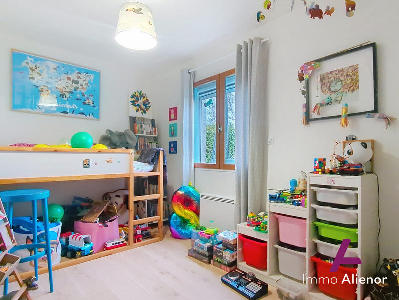 Maison - 105 m² - 5 pièces