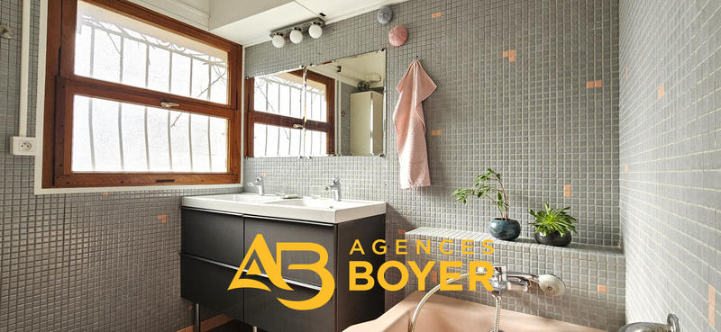 Local commercial - 87 m²