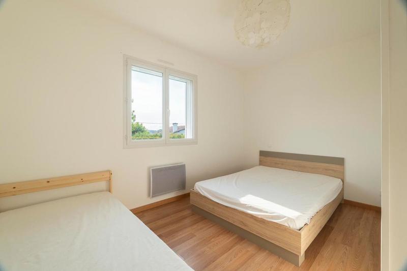 Maison - 99 m² - 4 pièces