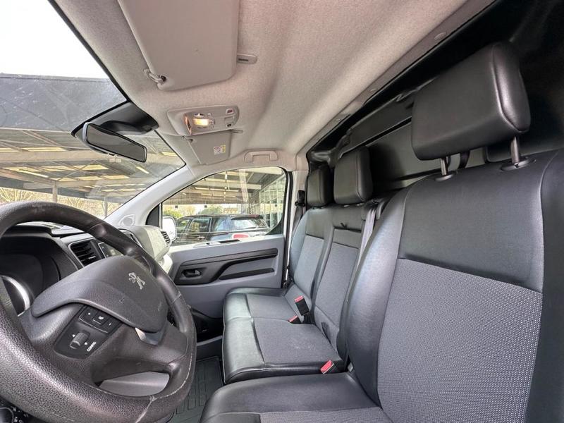 Peugeot Expert Fourgon III 2.0 Bluehdi 150 s&amp;S Compact Premium Pack