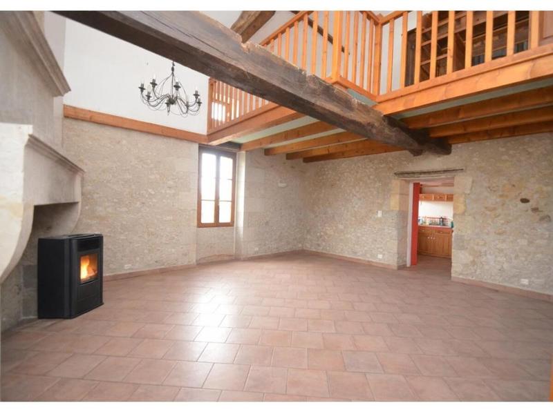 Maison - 113 m² - 5 pièces