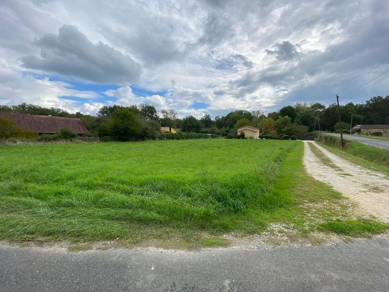 Terrain constructible - 2 170 m²