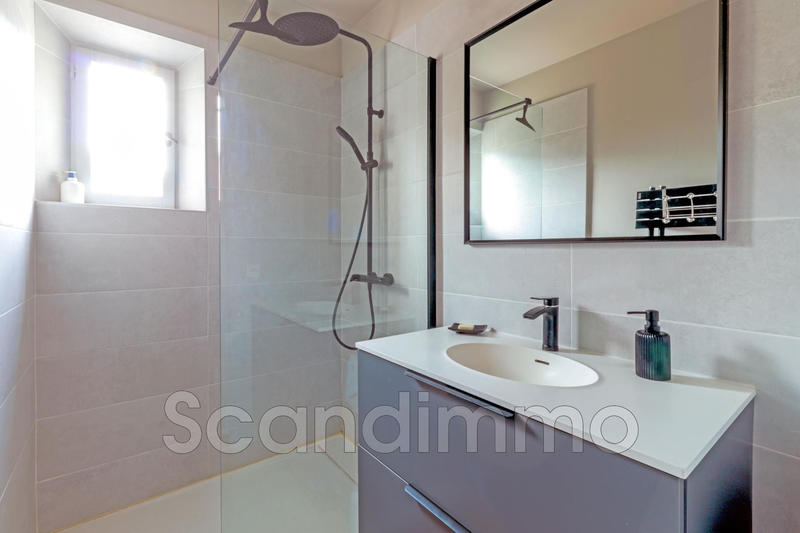 Maison - 162 m² - 7 pièces