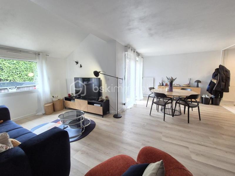 Maison - 103 m² - 6 pièces