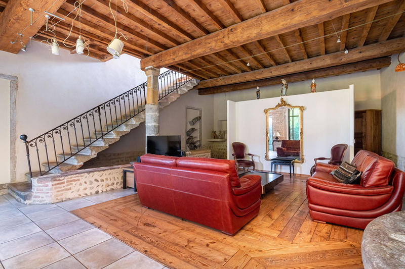 Maison - 343 m² - 7 pièces