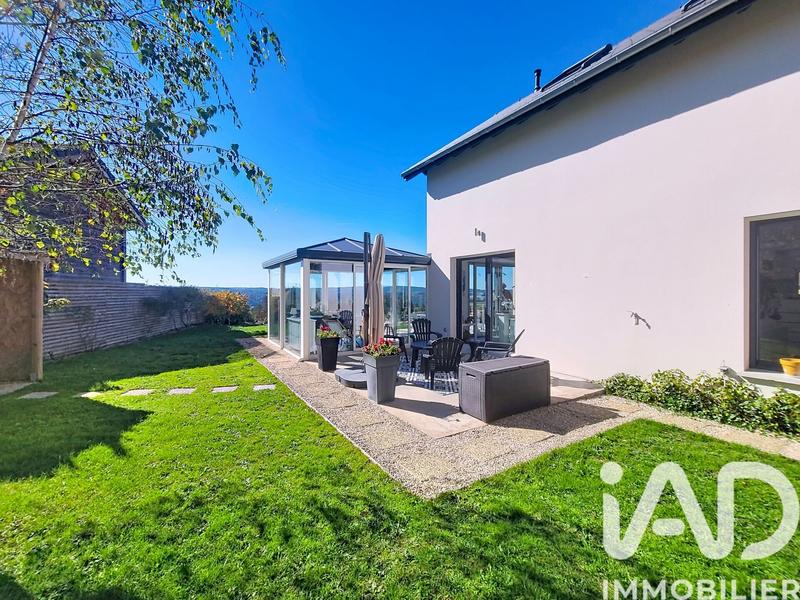 Maison - 121 m² - 4 pièces