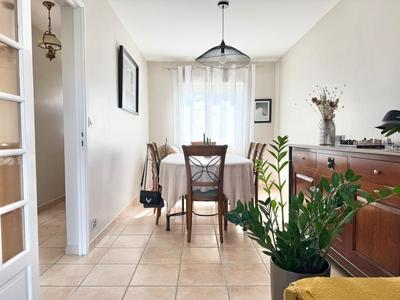 Maison - 80 m² - 5 pièces