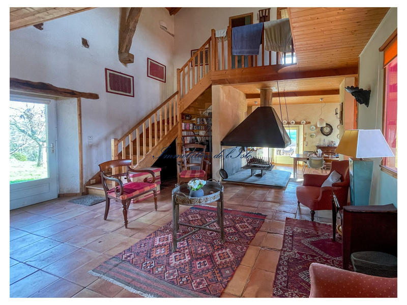 Maison - 131 m² - 6 pièces