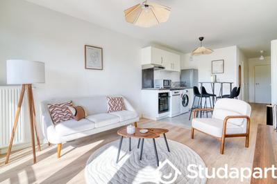 Chambre - 11 m² - 1 pièce