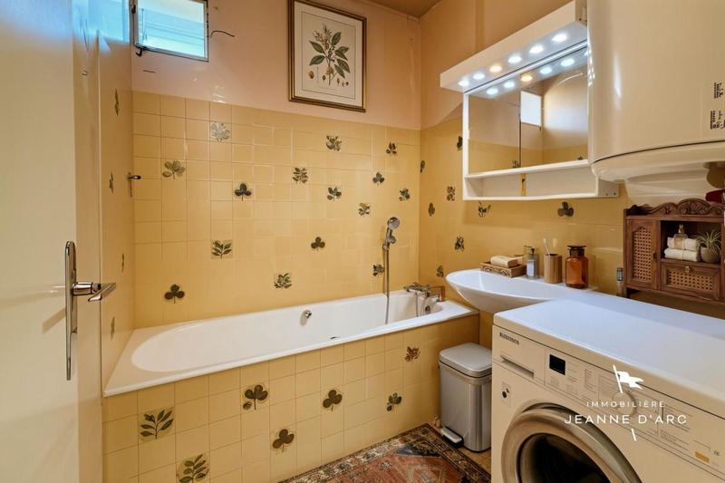 Appartement - 109 m² - 5 pièces