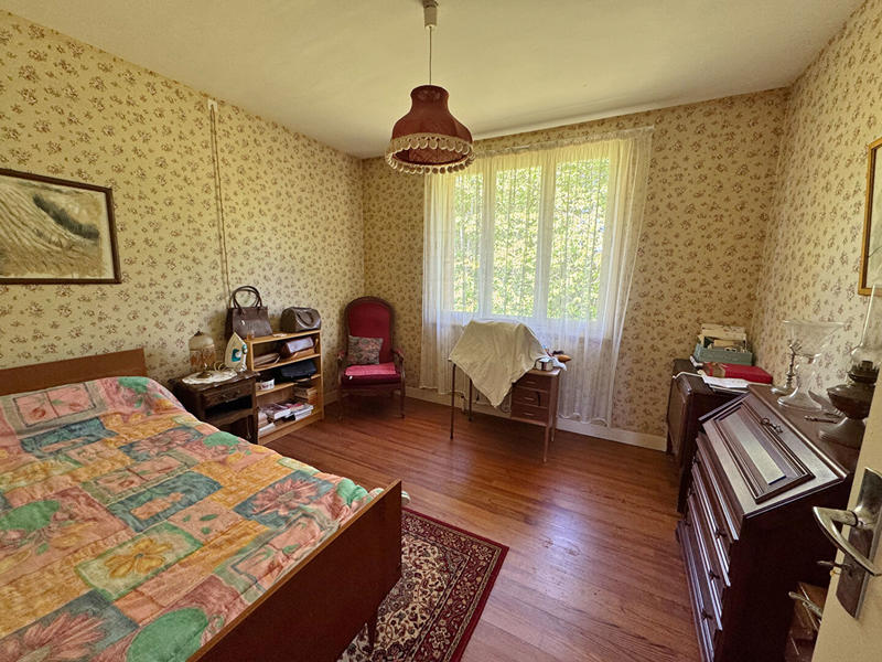 Maison - 100 m² - 6 pièces