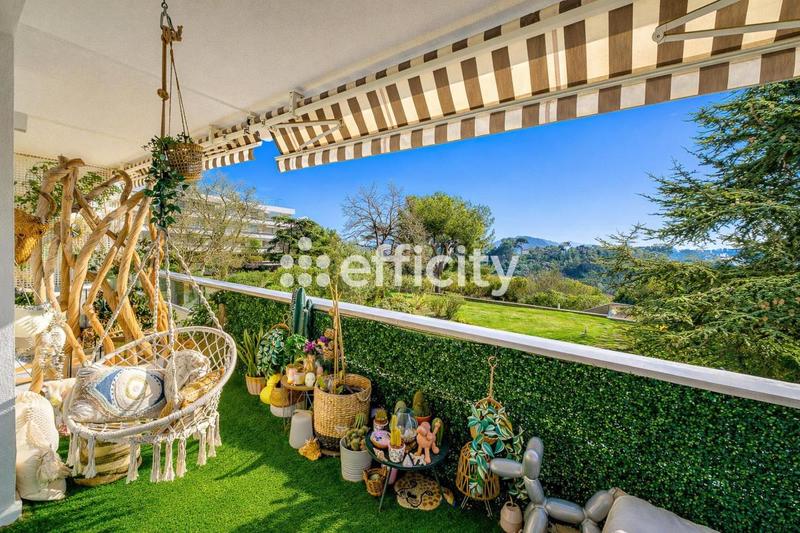 Appartement - 110 m² - 3 pièces