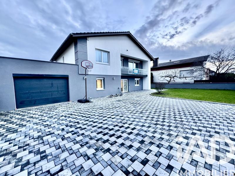 Maison - 162 m² - 6 pièces