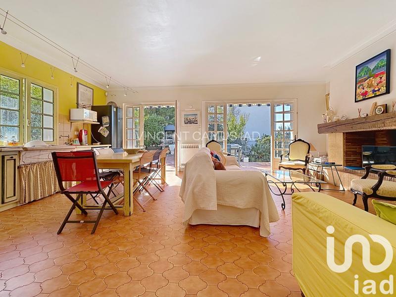 Maison - 259 m² - 8 pièces