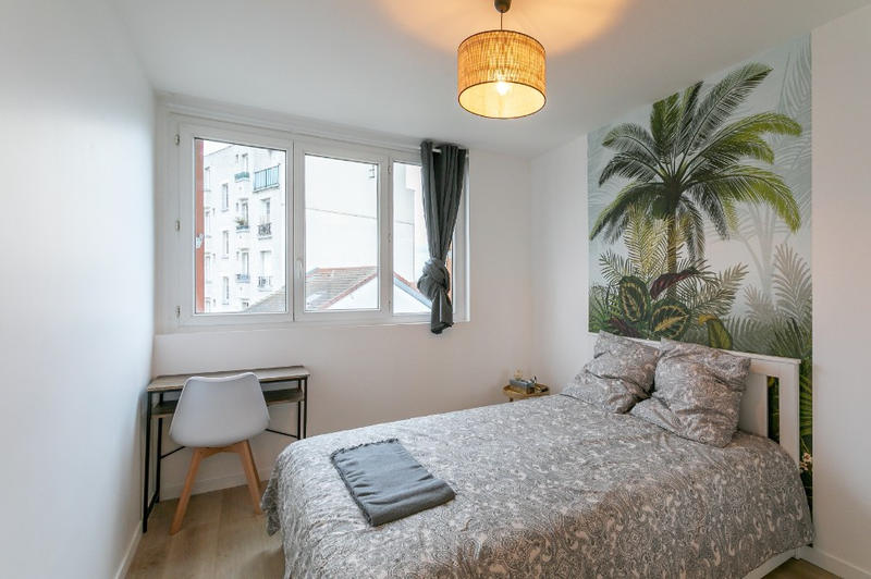 Appartement - 90 m² - 6 pièces