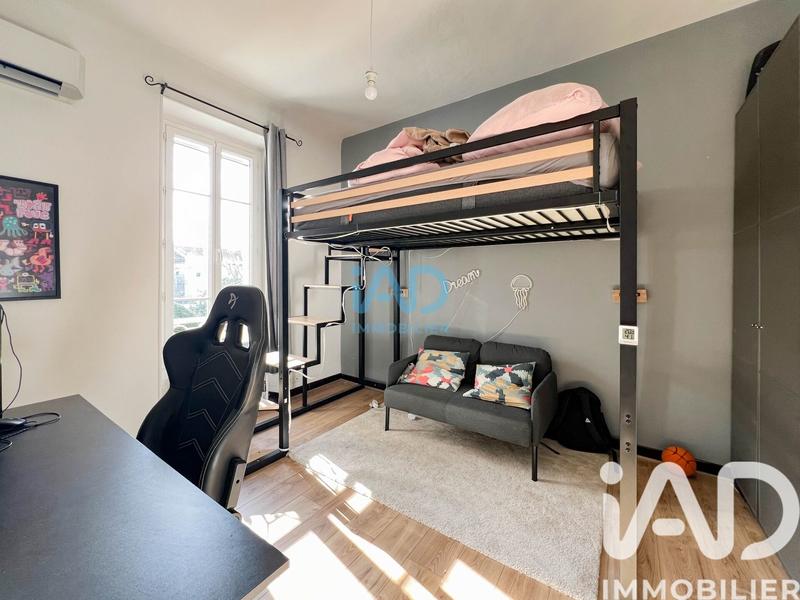 Maison - 200 m² - 10 pièces