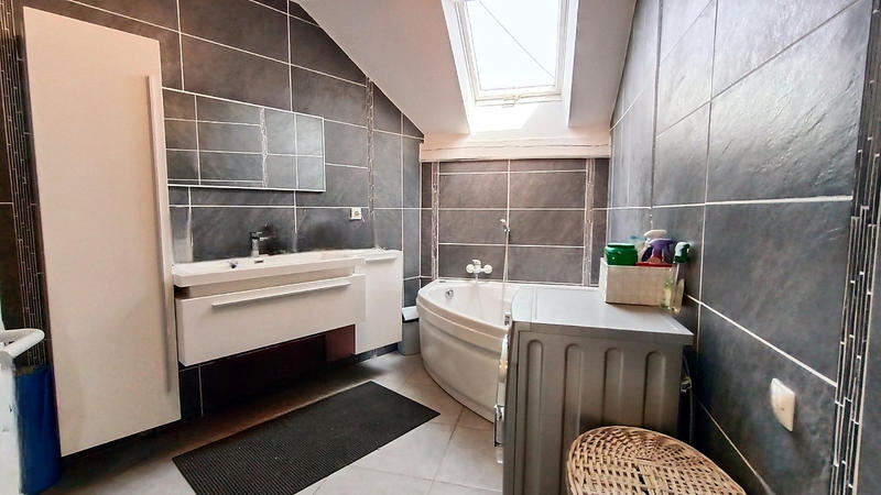 Maison - 126 m² - 7 pièces