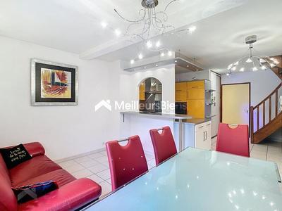 Duplex - 90 m² - 4 pièces