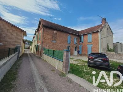 Maison - 97 m² - 5 pièces