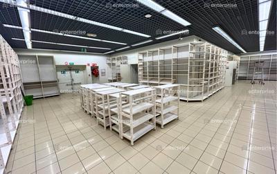 Local commercial - 670 m²