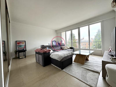 Appartement - 84 m² - 3 pièces