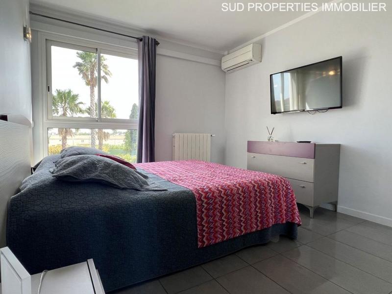 Maison - 218 m² - 7 pièces