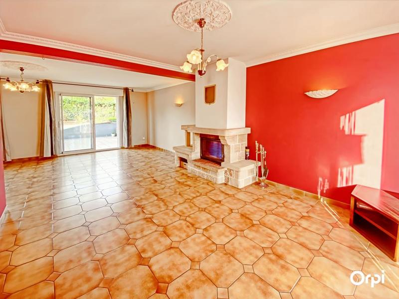 Maison - 119 m² - 6 pièces