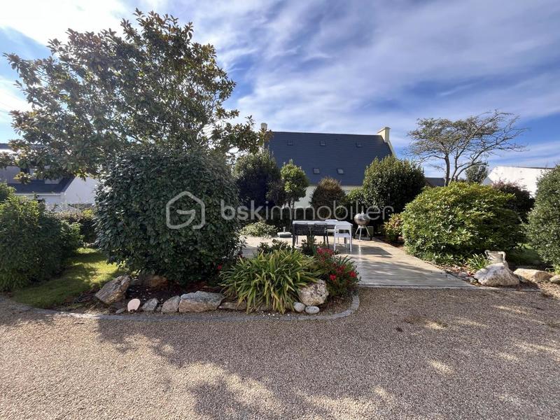 Maison - 176 m² - 8 pièces