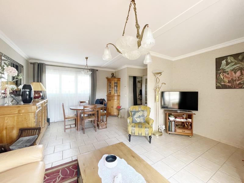 Maison - 86 m² - 4 pièces