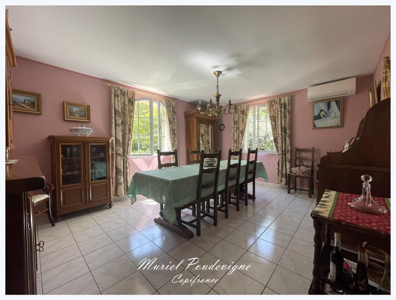 Maison - 142 m² - 8 pièces