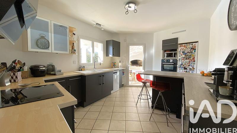 Maison - 200 m² - 6 pièces