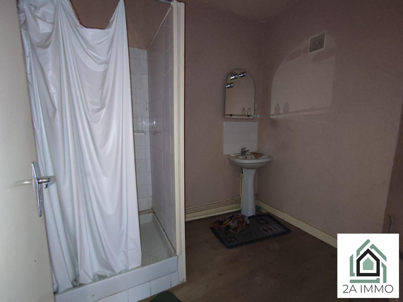 Maison - 168 m² - 10 pièces