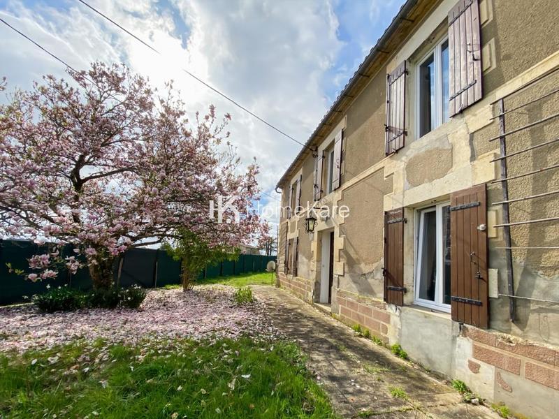 Maison en pierre - 230 m² - 6 pièces