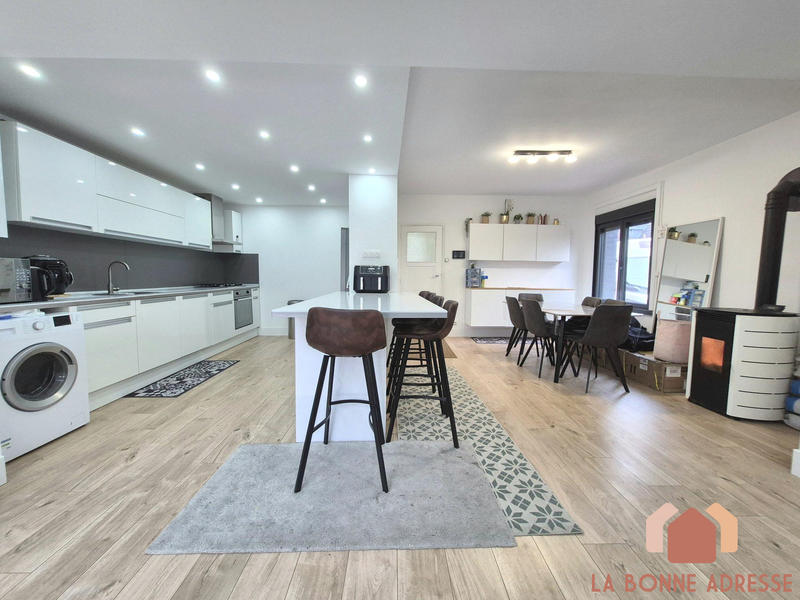 Maison - 126 m² - 4 pièces