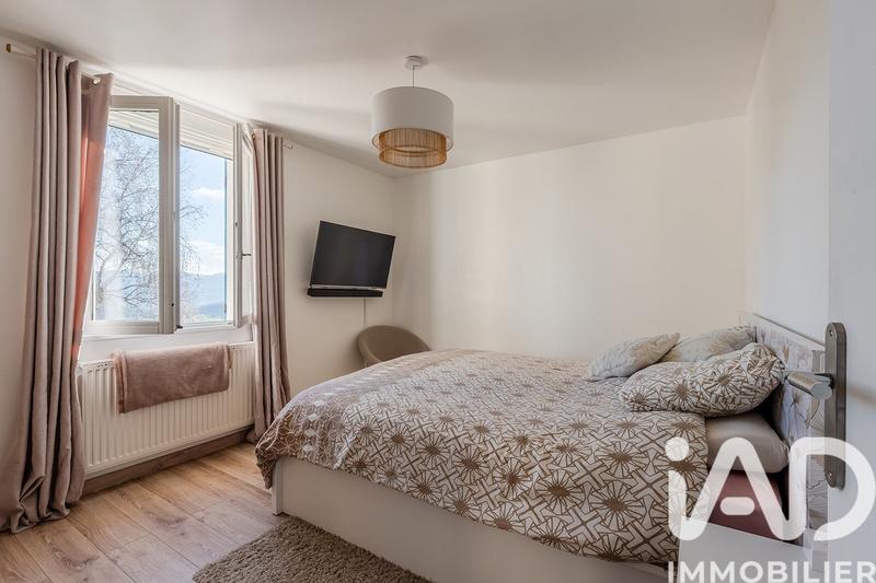 Maison - 175 m² - 6 pièces