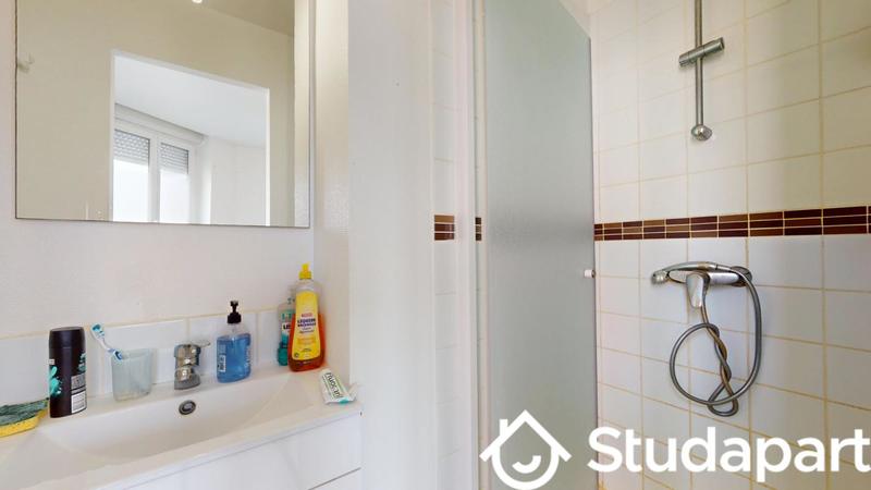 Chambre - 17 m² - 1 pièce