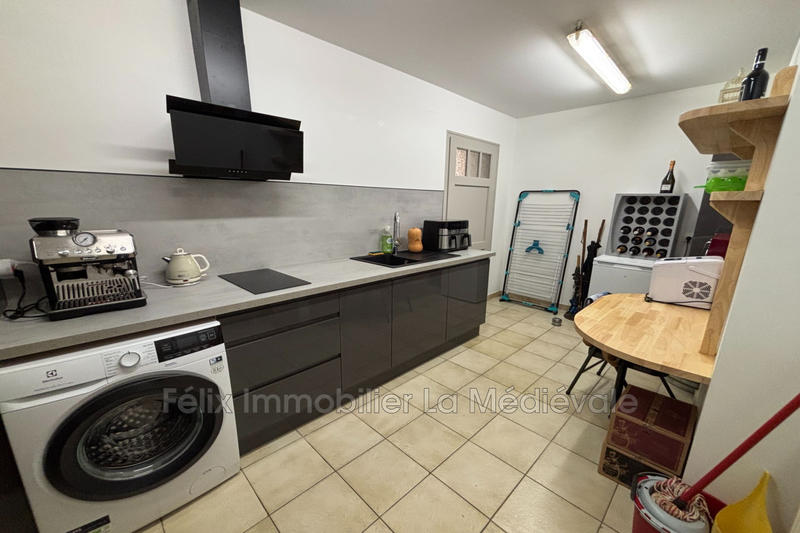 Maison contemporaine - 208 m² - 7 pièces