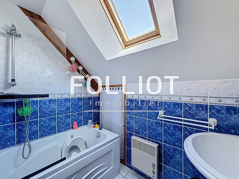 Maison - 131 m² - 8 pièces