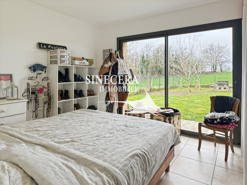 Villa - 220 m² - 10 pièces