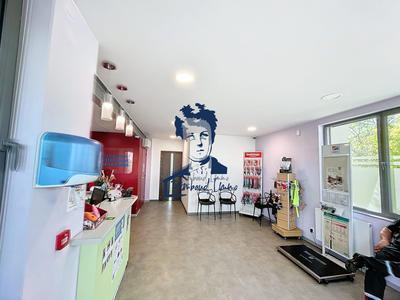 Local d'activités - 325 m²